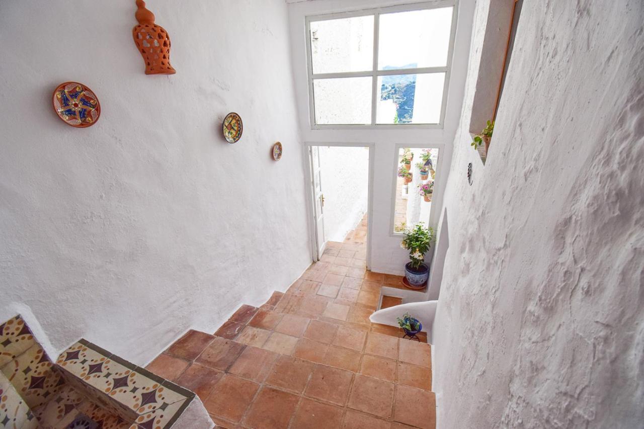 Casa Jazmin, Frigiliana Traditional Townhouse With Great Views Hansonholiday Rentals エクステリア 写真