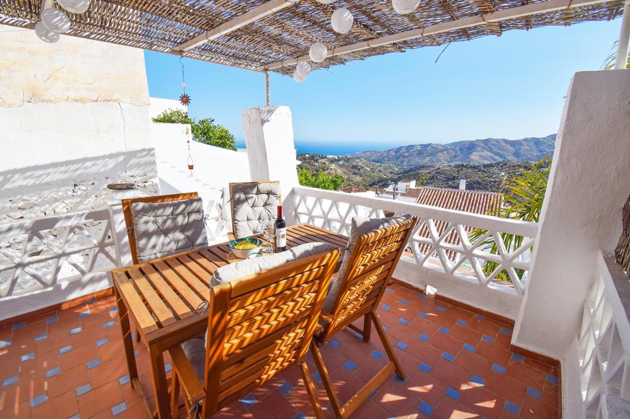 Casa Jazmin, Frigiliana Traditional Townhouse With Great Views Hansonholiday Rentals エクステリア 写真